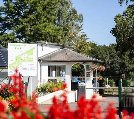 Camping Onlycamp Des Halles Decize Exterior foto